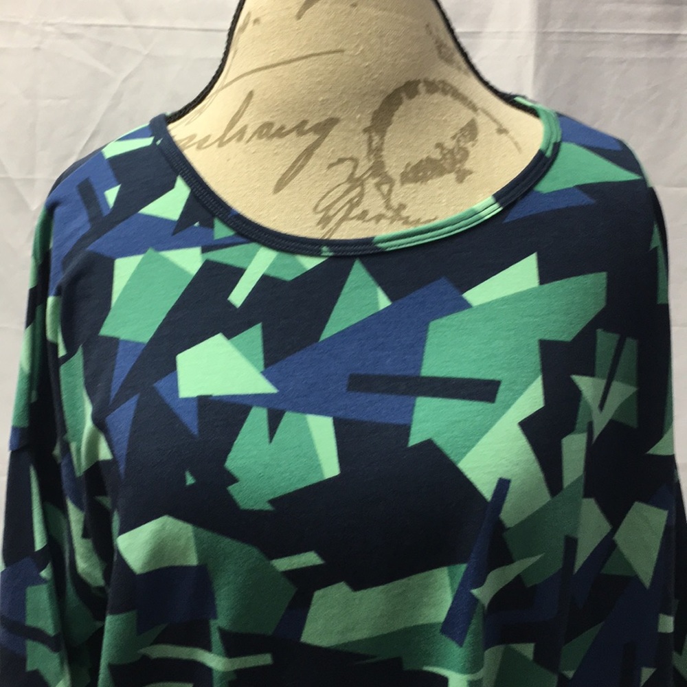 LuLaRoe Blue/green Irma